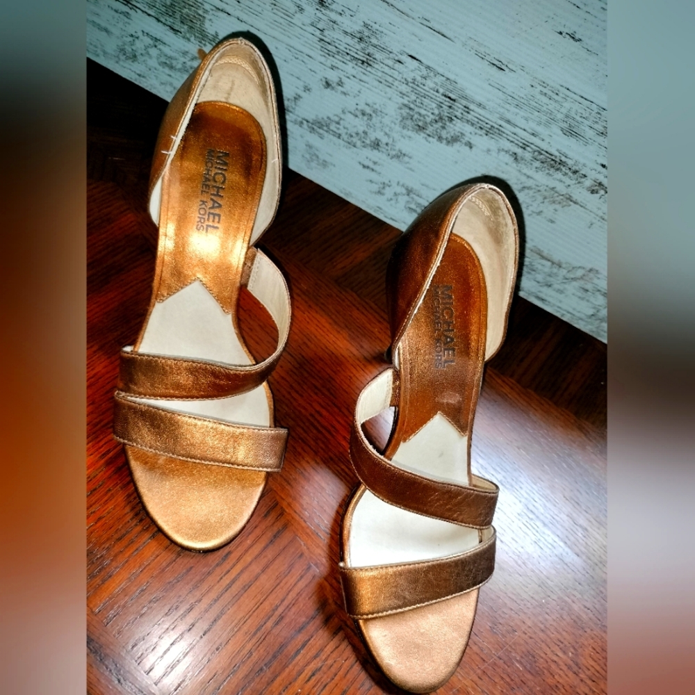 MICHAEL Michael Kors Dylan Open Toe Heel Women's SZ 6M.